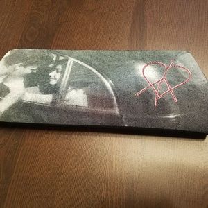 Clutch purse